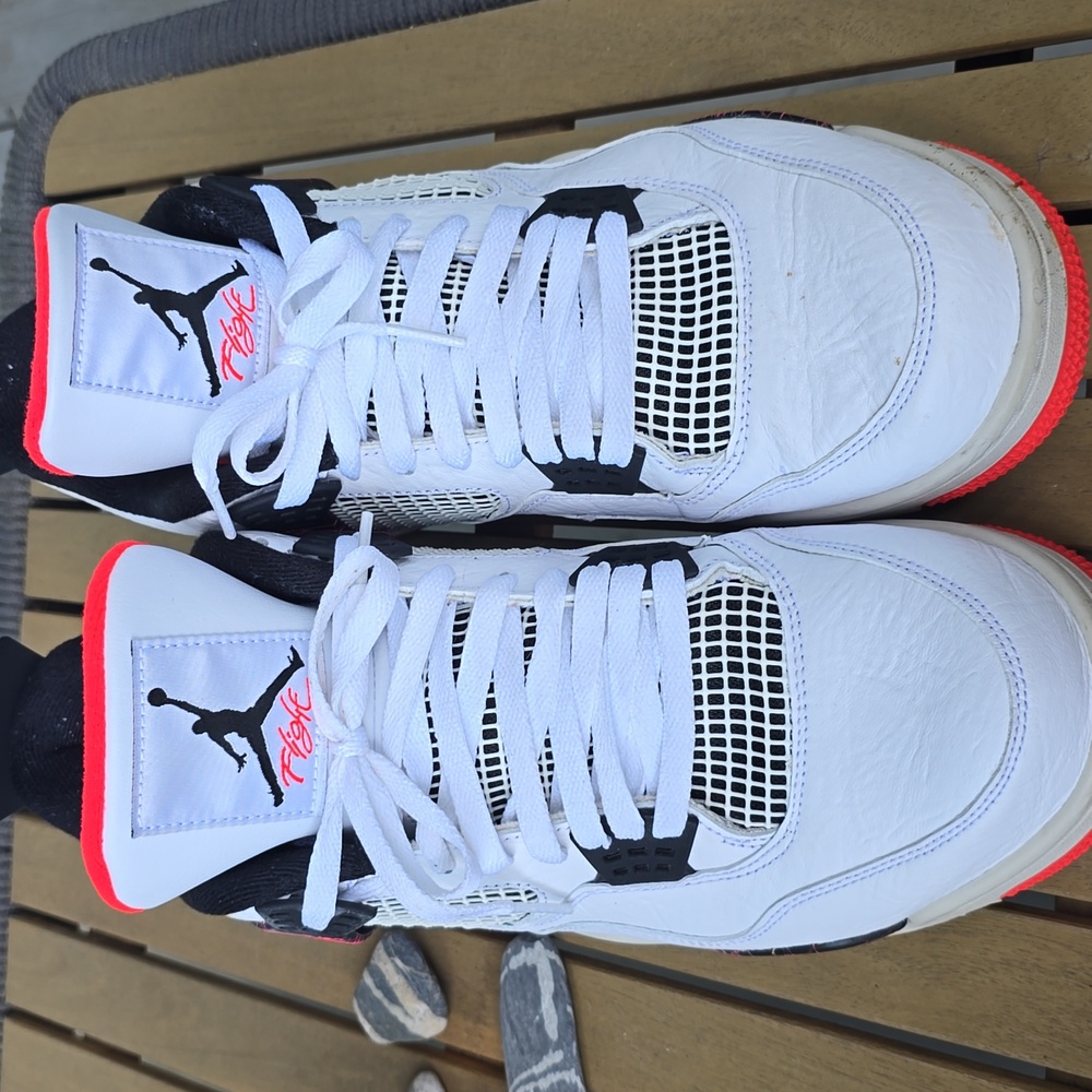 Jordan Retro 4 "Pale Citron" 2019 Size 13 - Picture 4 of 7